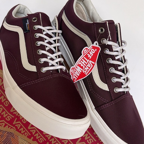 Vans Men’s Old Skool
Cordura Port Royale/Marsh
VN0A4BW2DOQ
Sneakers - Picture 7 of 16